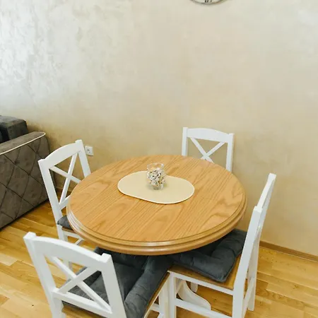 アパート Vojvodjanska Zora ソンボル