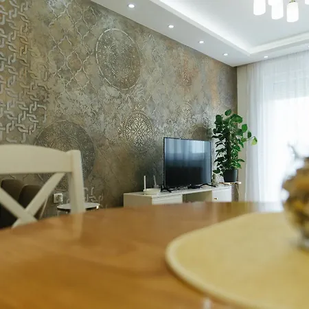 Vojvodjanska Zora * ソンボル