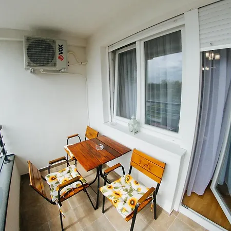 Vojvodjanska Zora * ソンボル